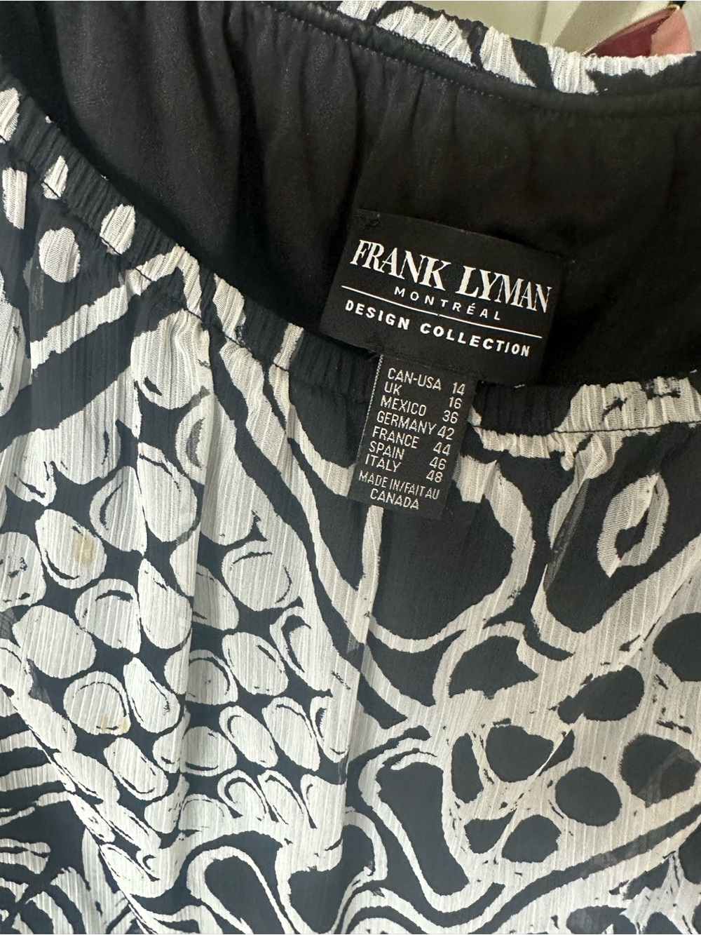 Frank Lyman Design Black and White Geometric Peasant Blouse - Picture 3 of 3